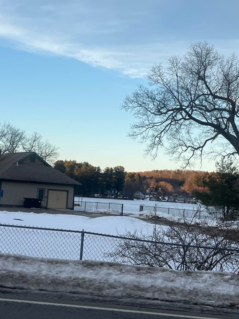 walking near me in Gallien's Town Beach in spring