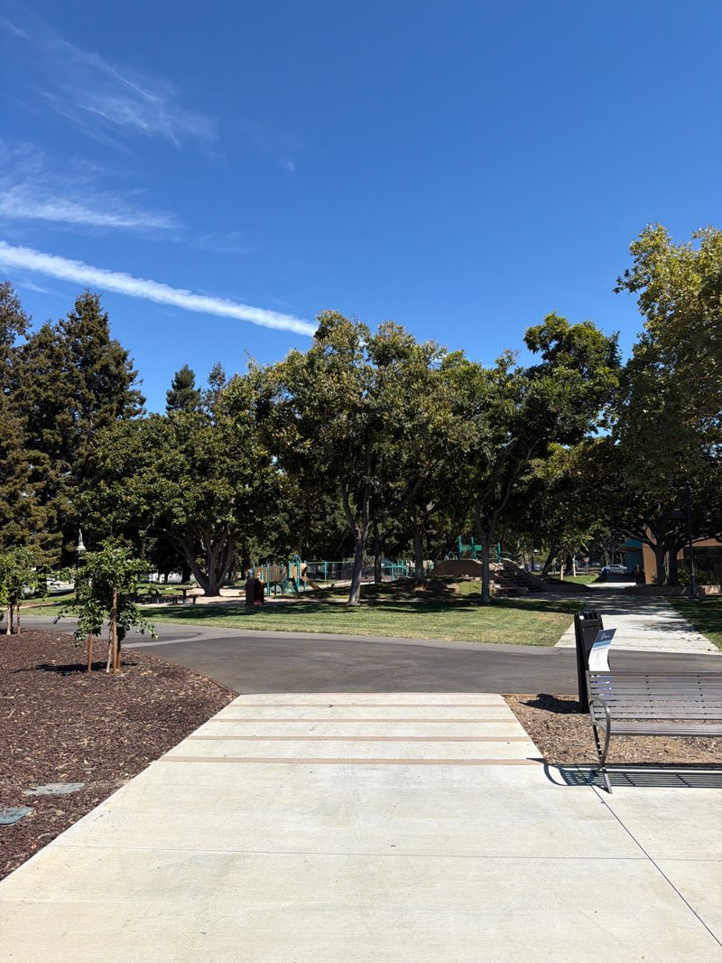 walking near me in Rengstorff Park in autumn