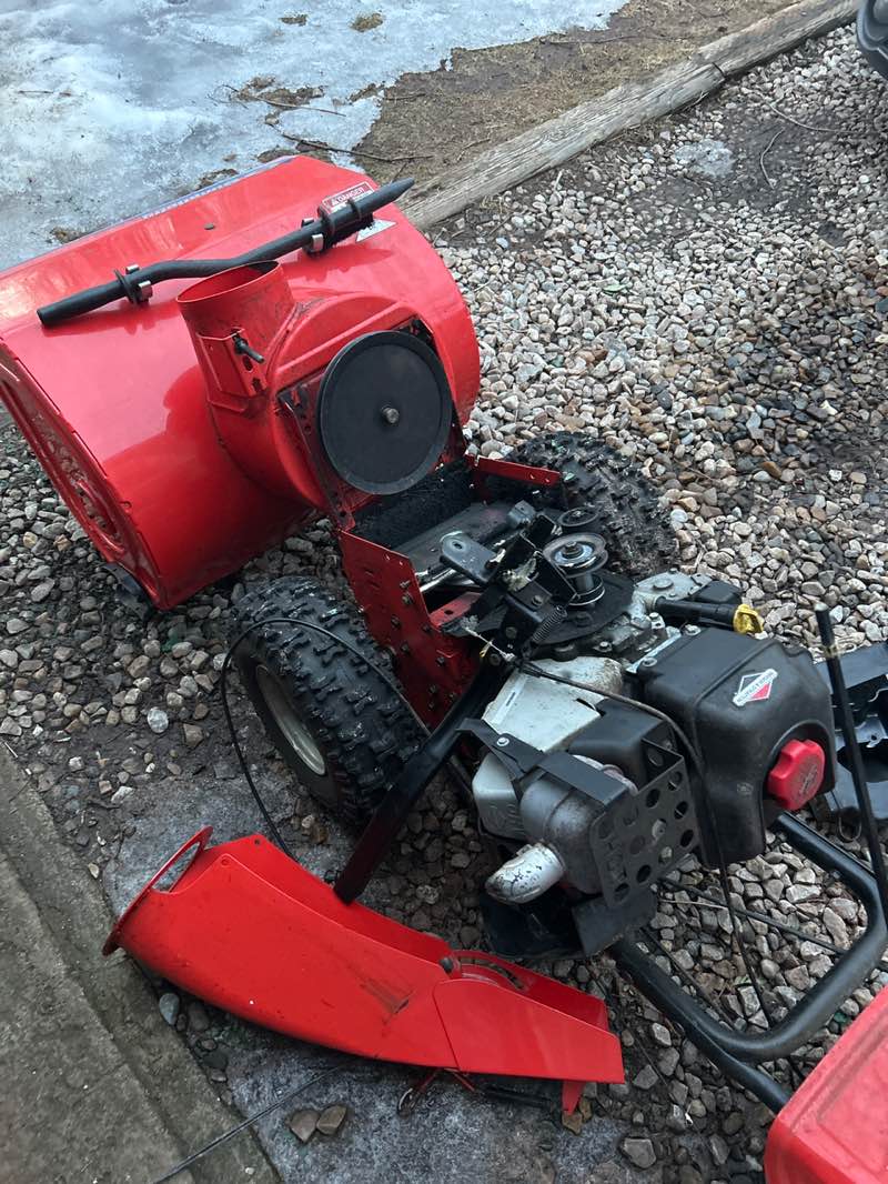 walking near me in Hubbard Green Park in winter