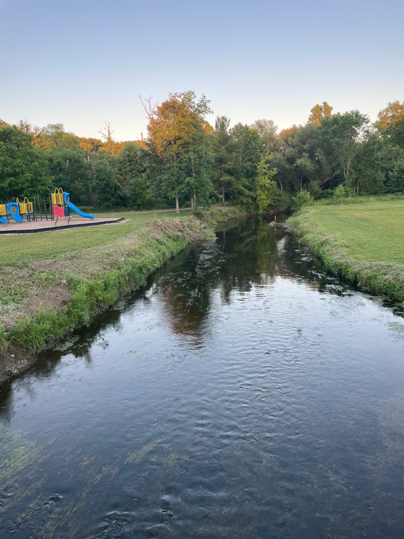 walking near me in Center Valley Park in summer