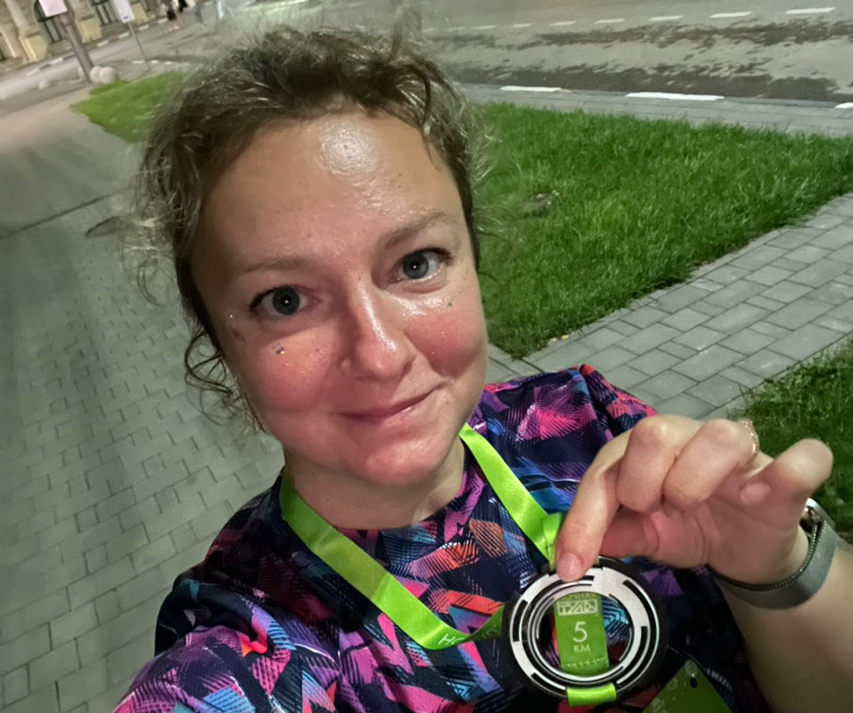 Мила 👟🏃🏼‍♀️ icon