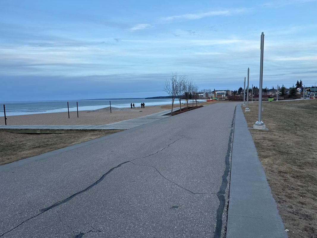 walking near me in Kinosoo Beach in spring