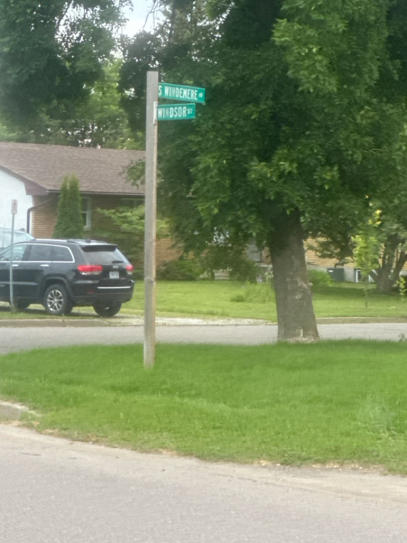 walking near me in Academy Park in autumn