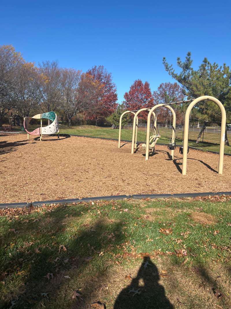 walking near me in Bensalem Central Park in autumn
