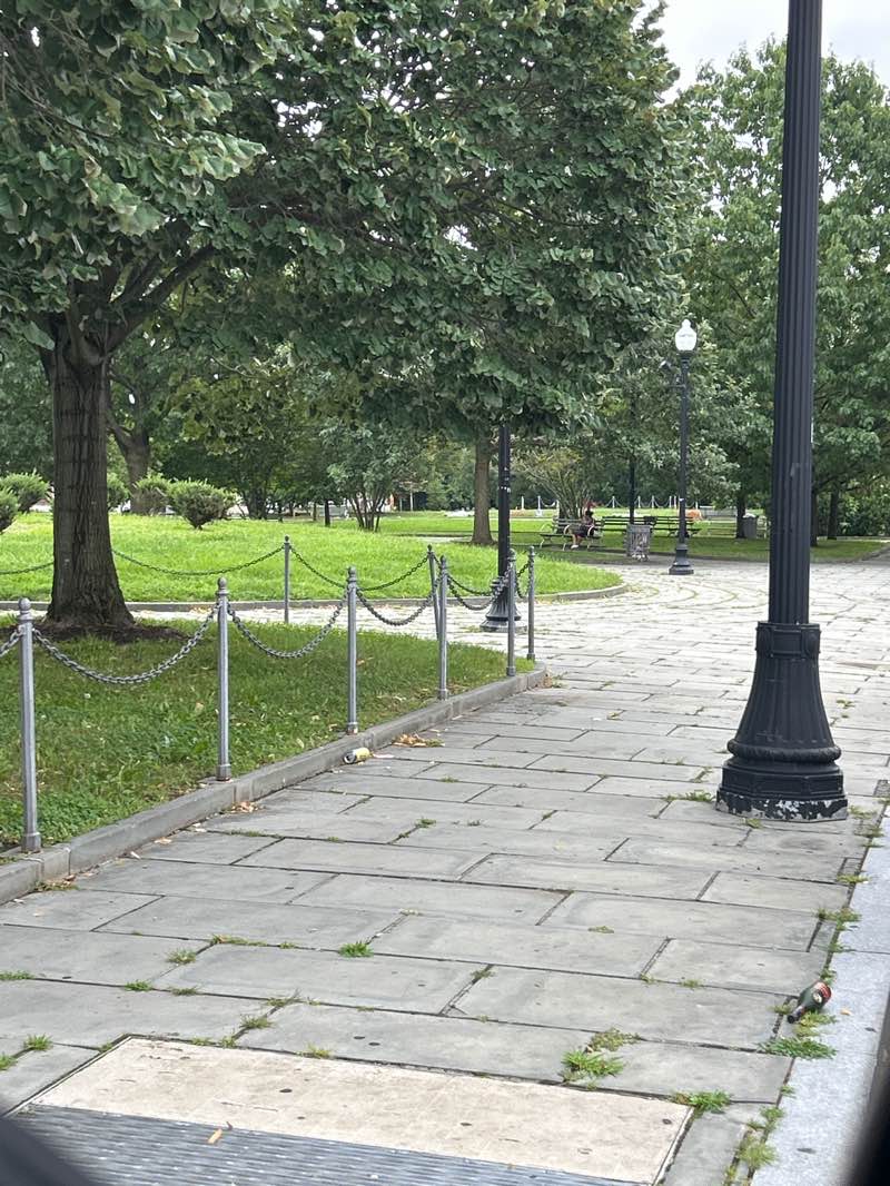 walking near me in Battle Monument Park in autumn