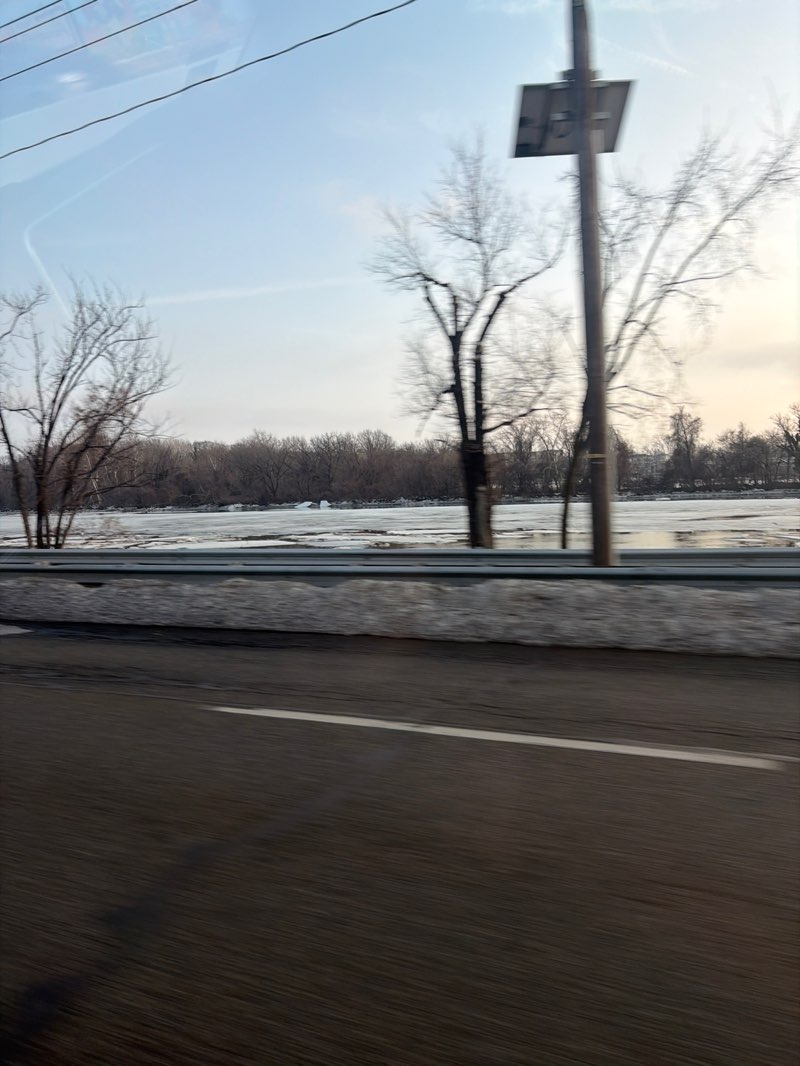walking near me in Gateway Park in winter