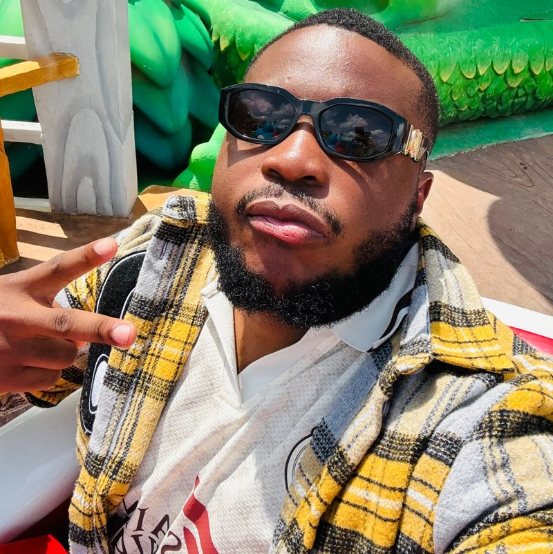 Mr Bizo profile