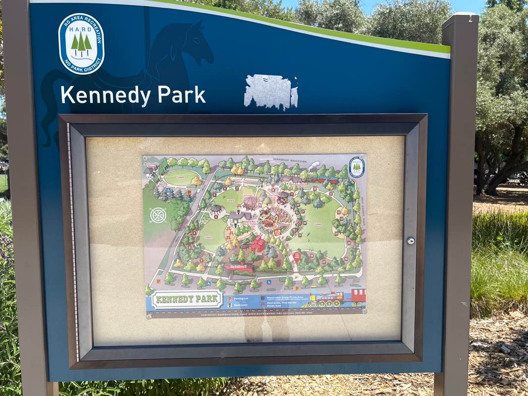 walking near me in John F Kennedy Park in summer