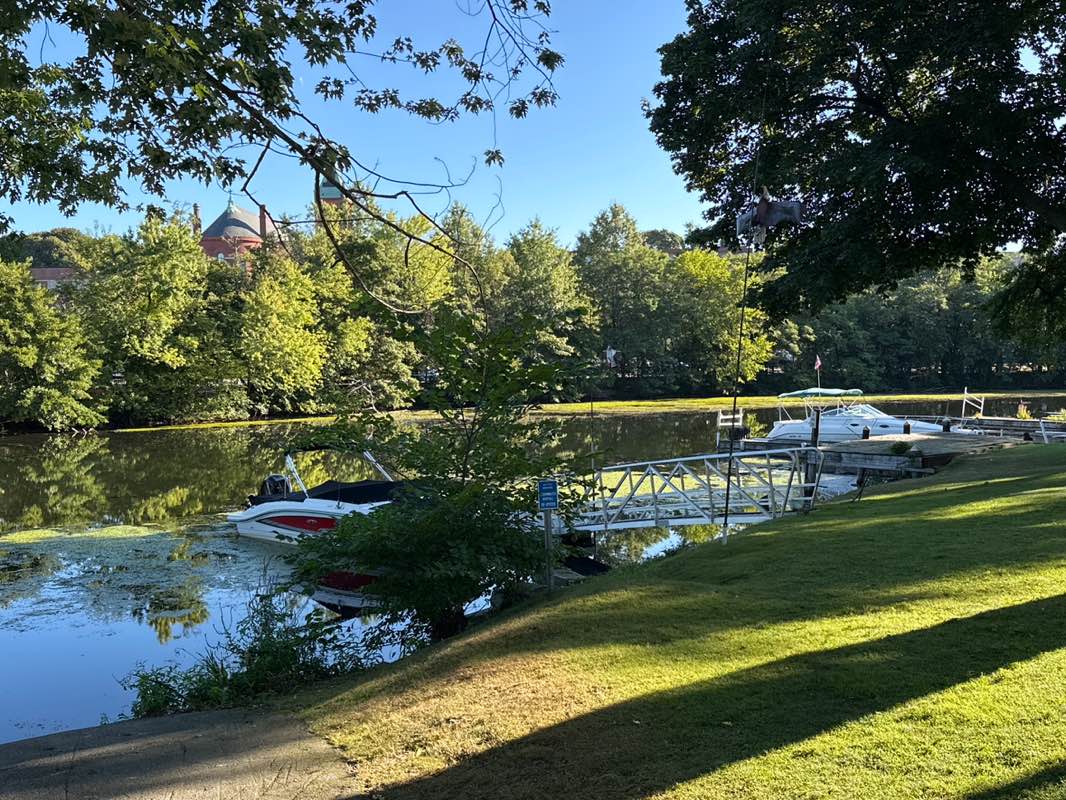 walking near me in Mystic River Reservation in autumn
