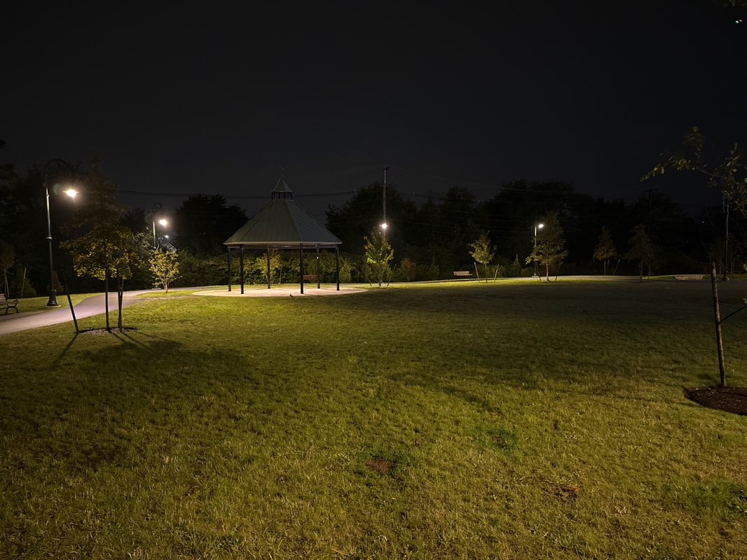walking near me in Sullivan Park in autumn