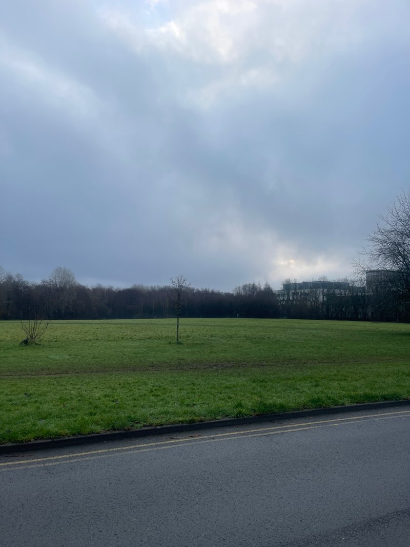 walking near me in Heath Park in winter