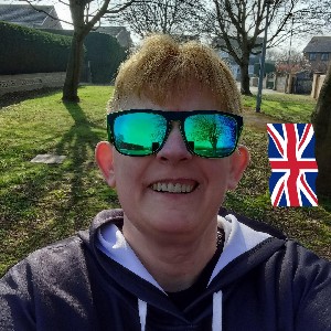 Joanne Brewster 🇬🇧🇮🇪💚🍀 profile