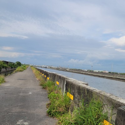 榮泰 post 2