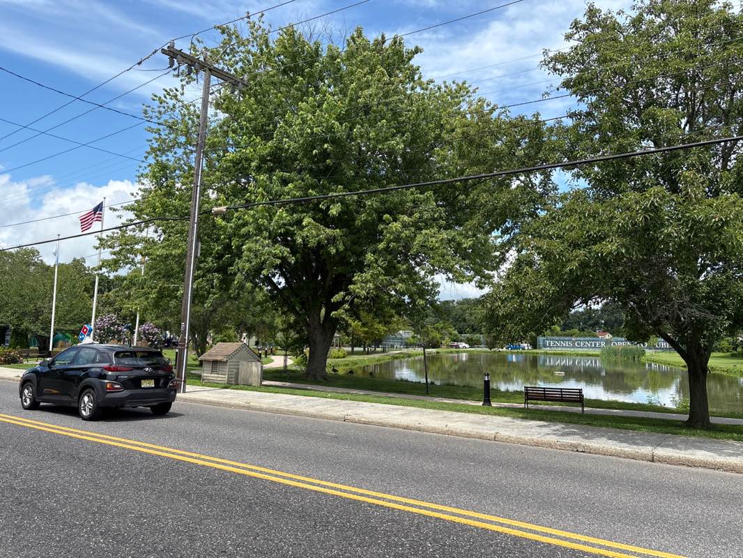 walking near me in Cape May Kiwanis Community Park in summer