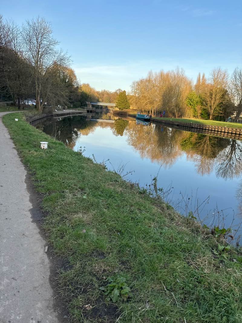 walking near me in Brookfields Park in winter