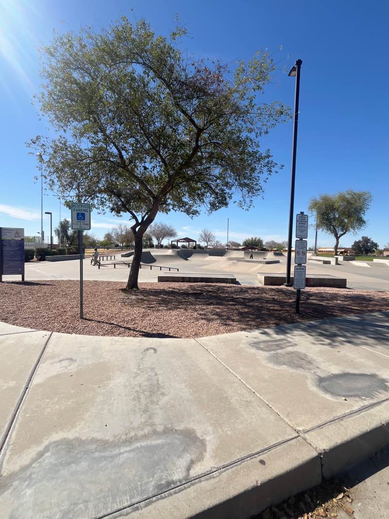 walking near me in Superstition Shadows Park in spring