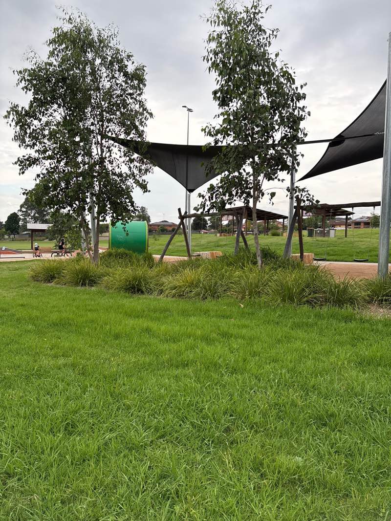 walking near me in Peel Park in summer