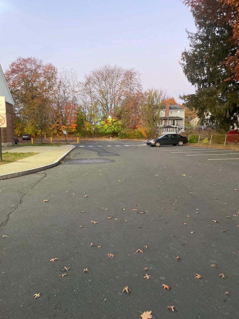 walking near me in Hockanum Park in autumn