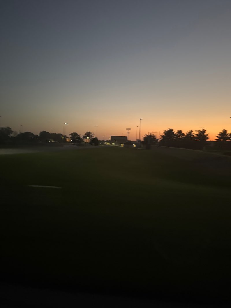 walking near me in Olio Fields in summer