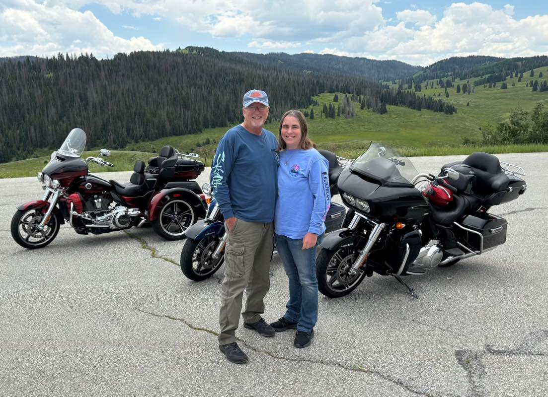 MomOfFive1975 profile