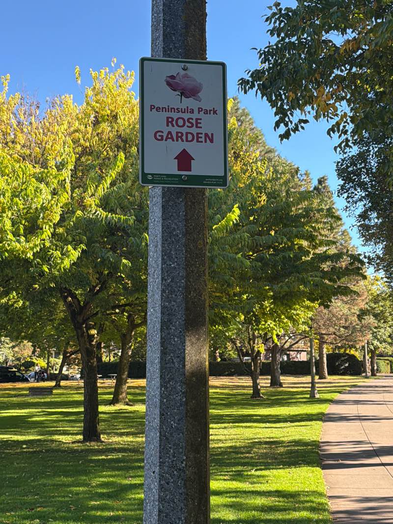 walking near me in Peninsula Park in autumn