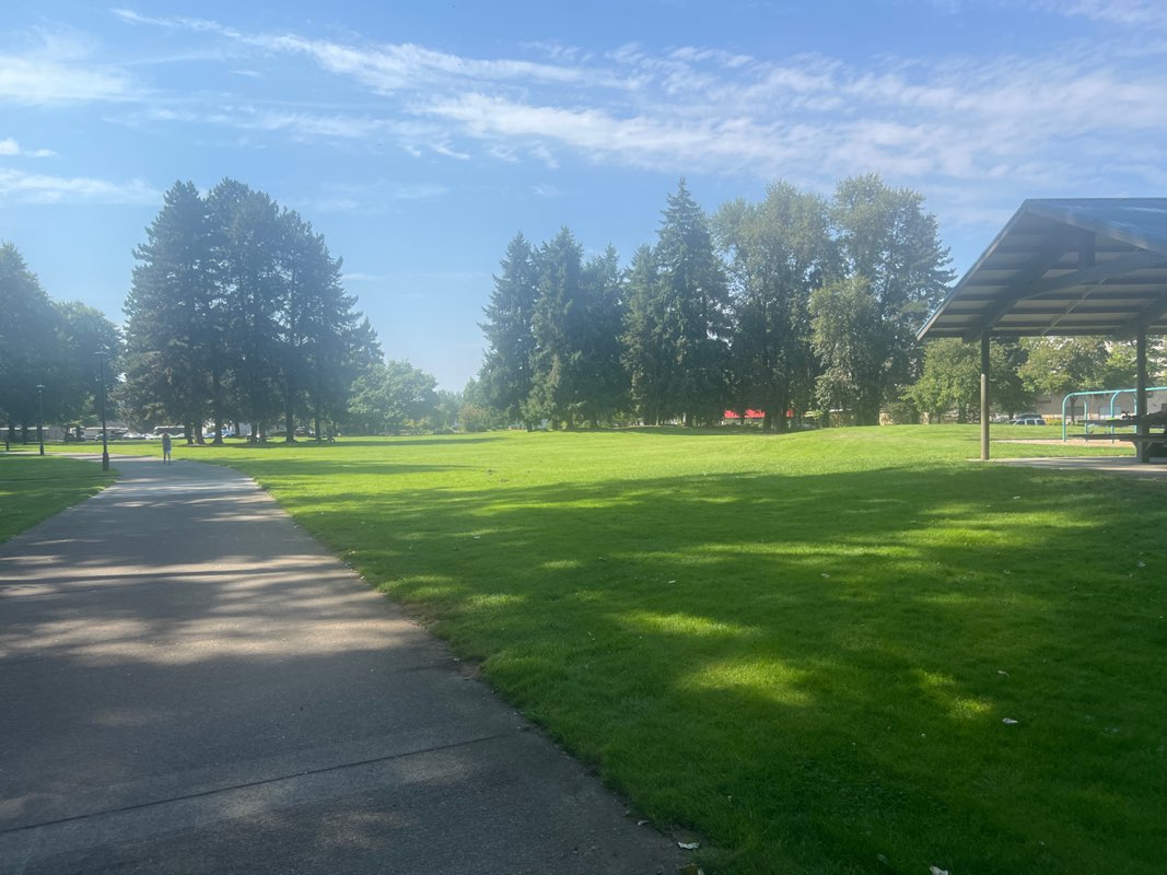 walking near me in Marine Park in autumn