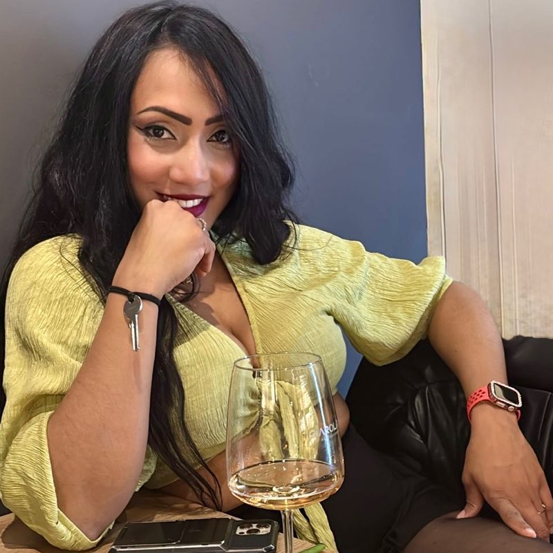 Samantha Mota Monroig profile