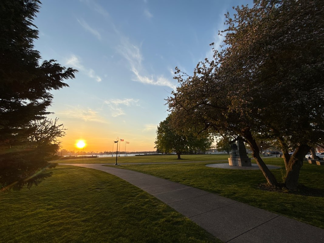 walking near me in Independence Park in spring