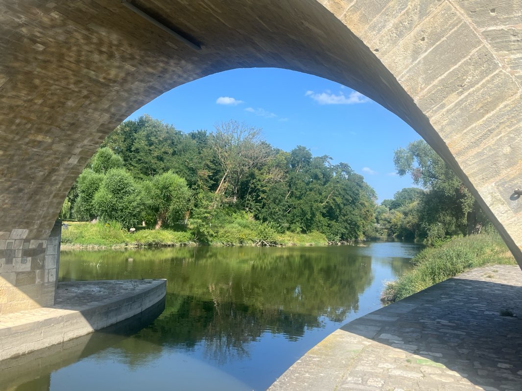 walking near me in Dörnbergpark in autumn