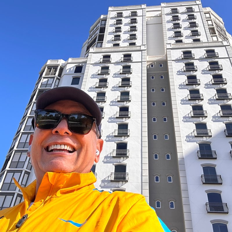 luisfernandovelezbayer profile