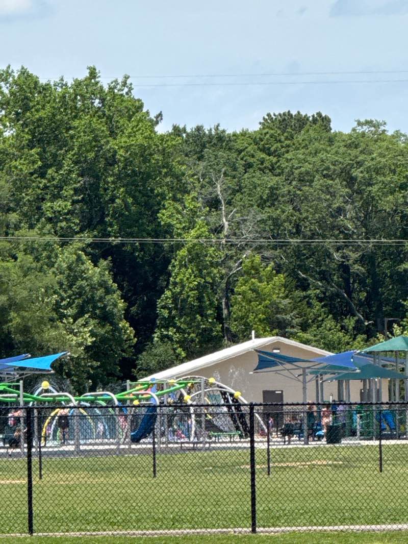 walking near me in Pelham City Park in spring