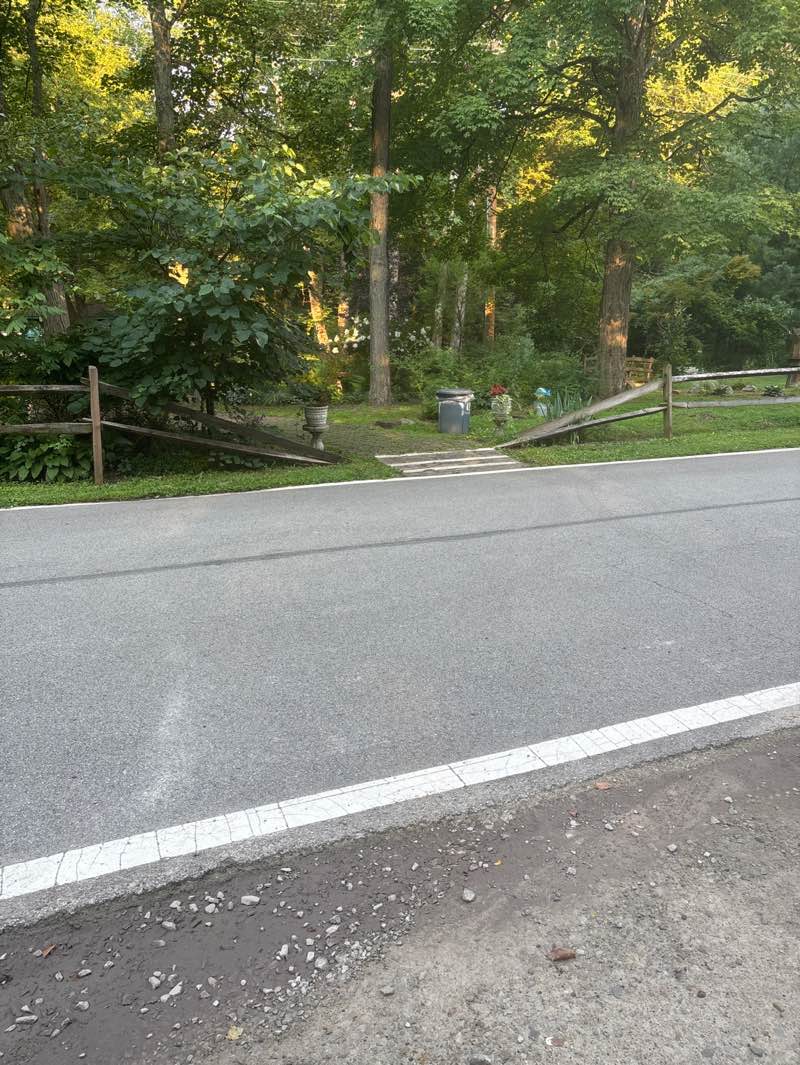 walking near me in Memorial Park in summer
