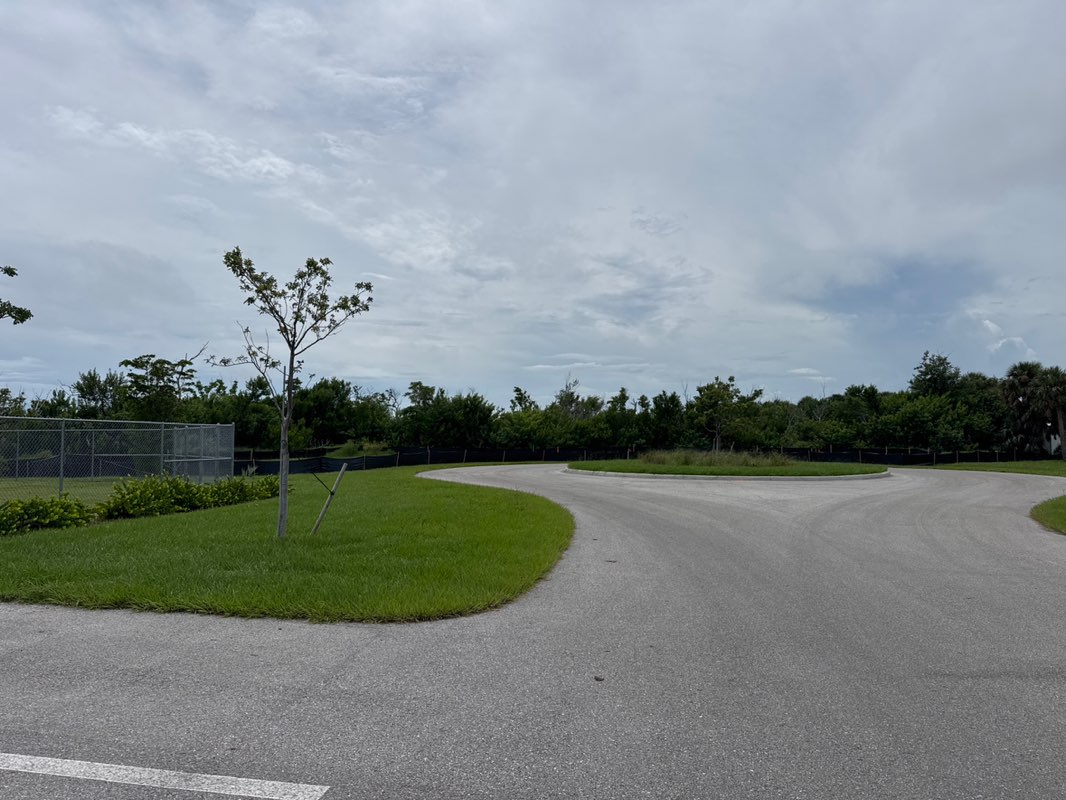 walking near me in Boca Grande Ballfield in autumn