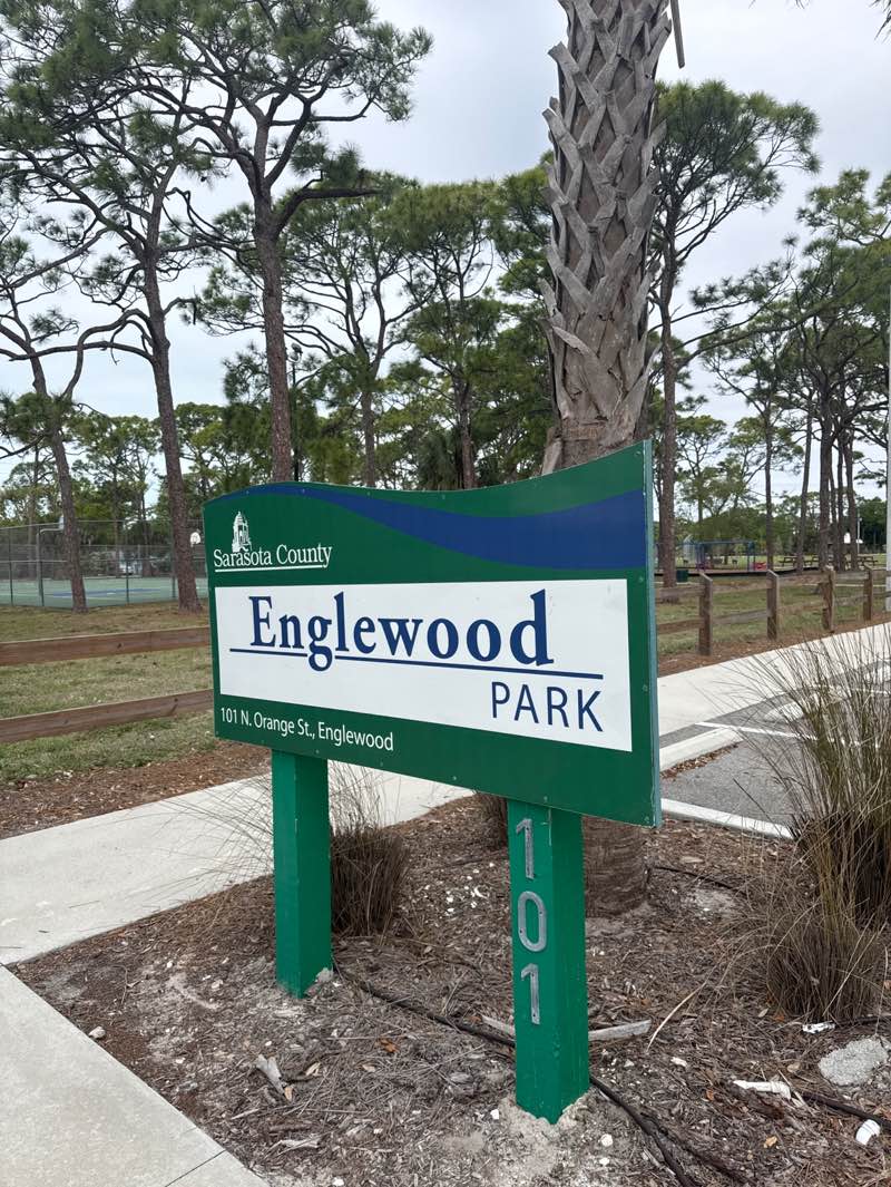 walking near me in Englewood Rec Center in spring