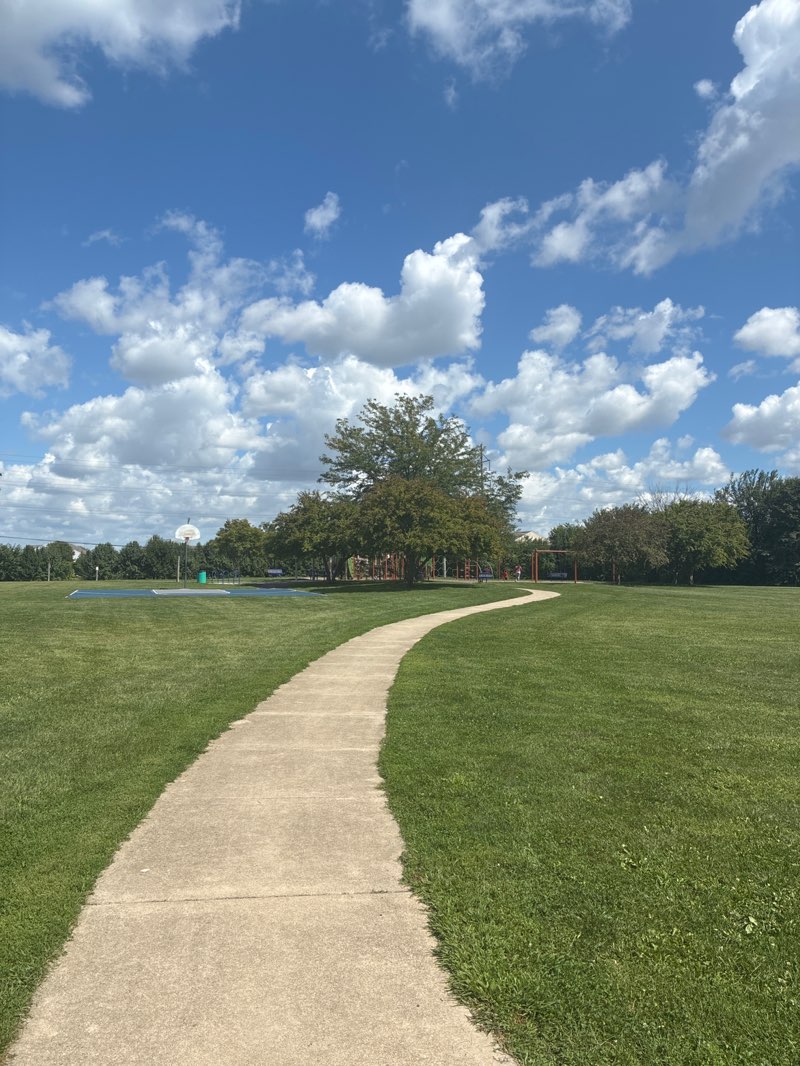 walking near me in Barnaby Park in autumn