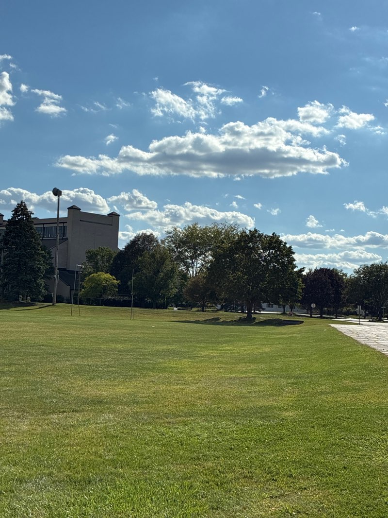 walking near me in Northampton Greenway in autumn