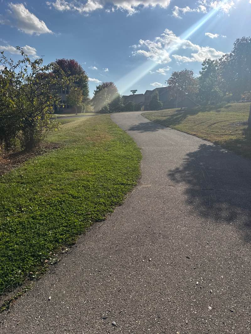 walking near me in Hinrich's Family Farm Park in autumn