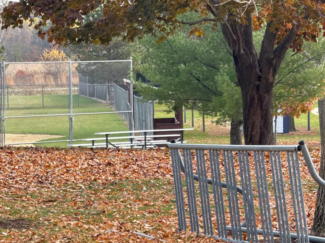 walking near me in Veteran's Park in autumn