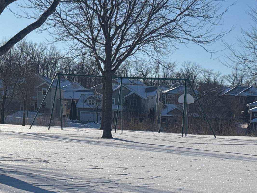 walking near me in Kingswood Park in winter