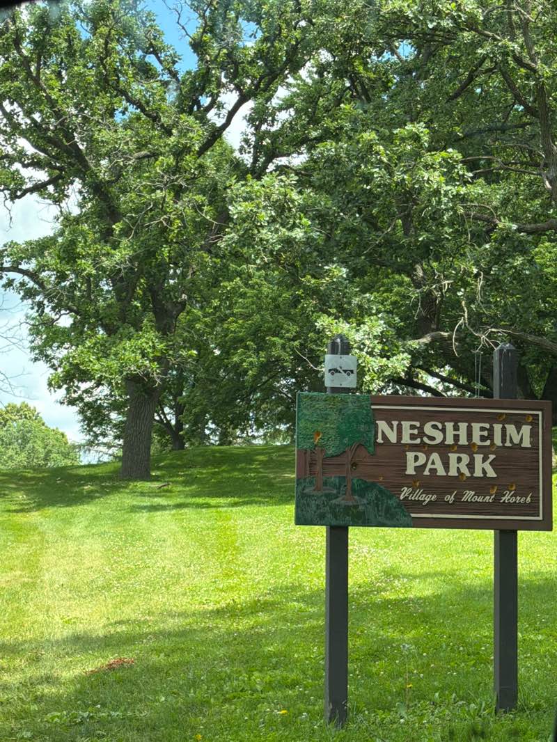 walking near me in Nesheim Park in summer