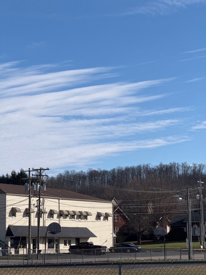 walking near me in Mt, Vernon school Park in winter
