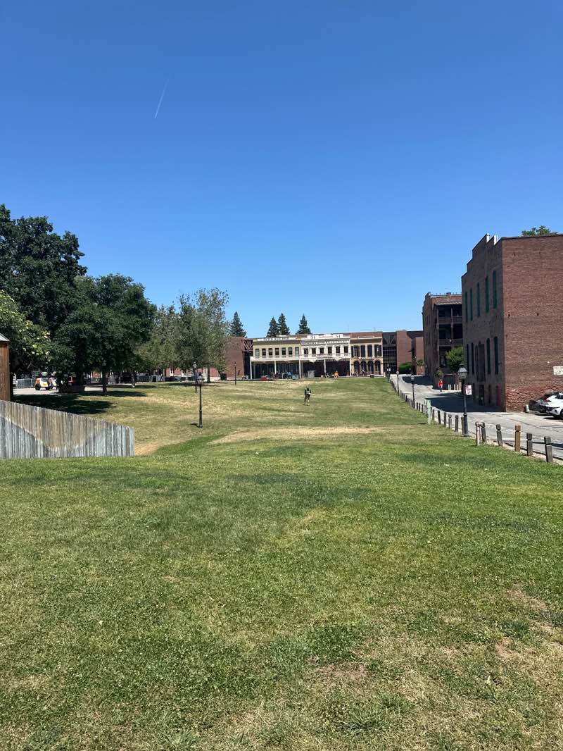 walking near me in Old Sacramento State Historic Park in spring