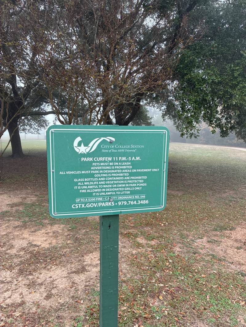 walking near me in Brothers Pond Park in winter