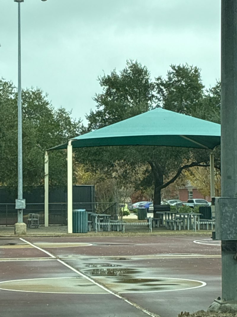 walking near me in Southwood Park in winter