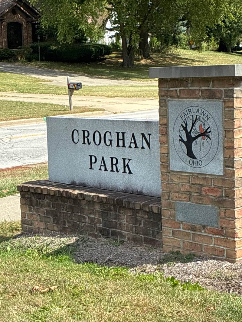 walking near me in Croghan Park in autumn