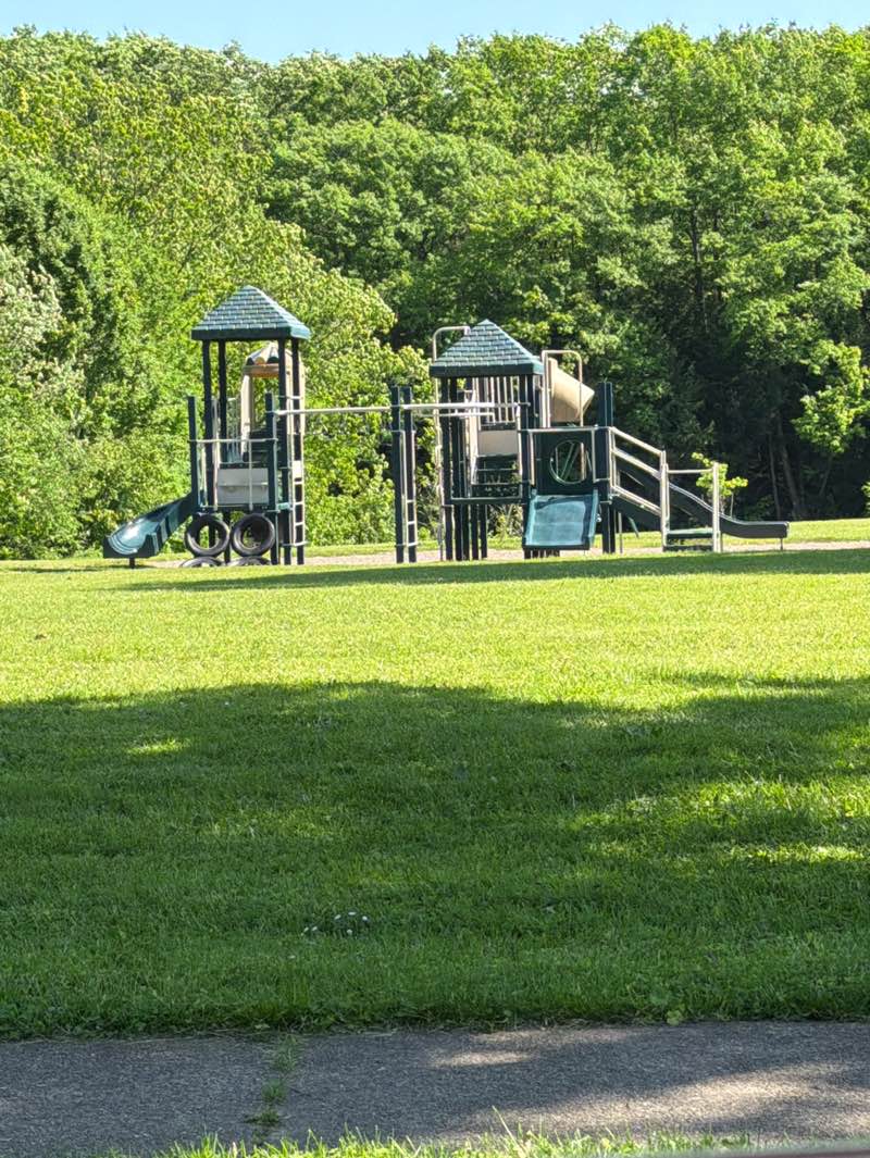 walking near me in Woodview Park in summer