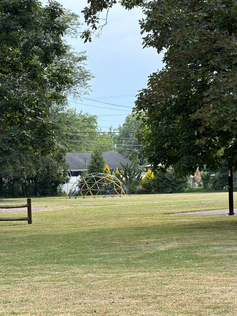 walking near me in Kenton -Brookwood Park in summer