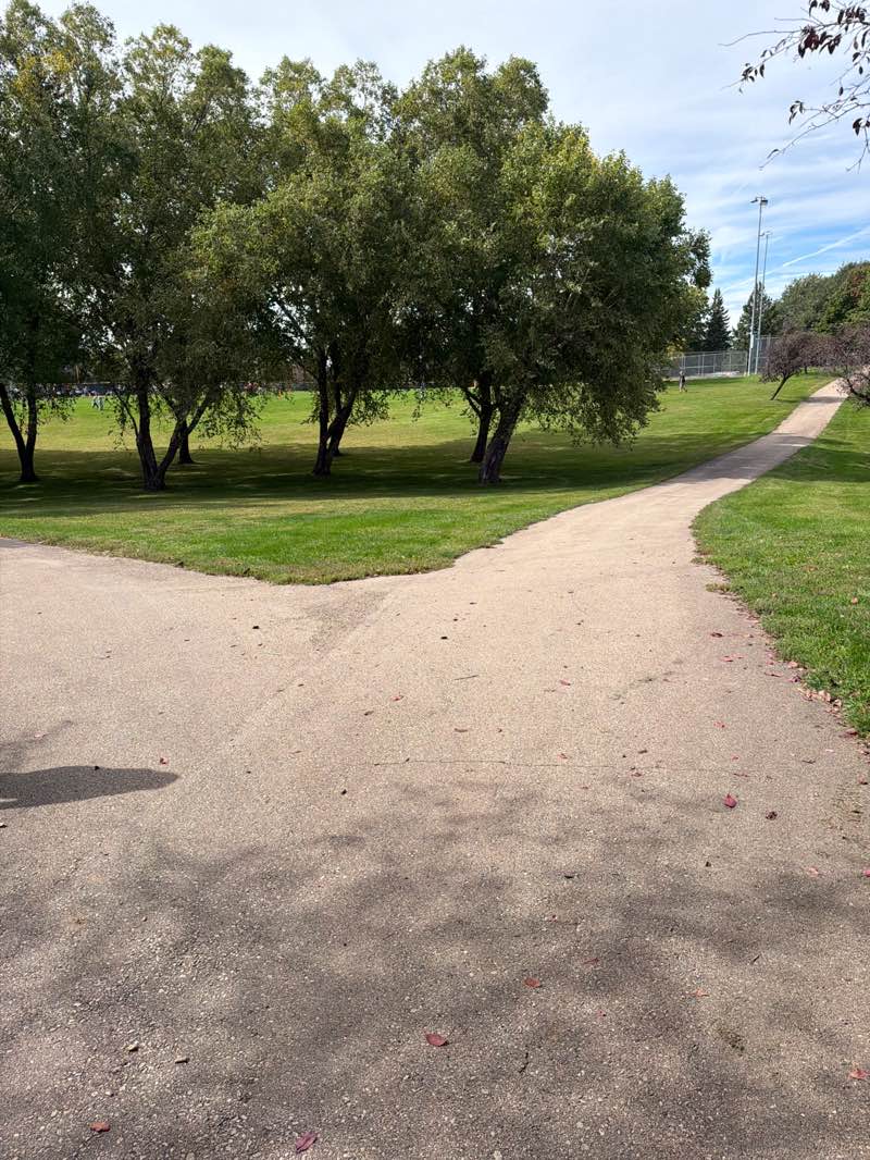 walking near me in Emma Young Park in autumn