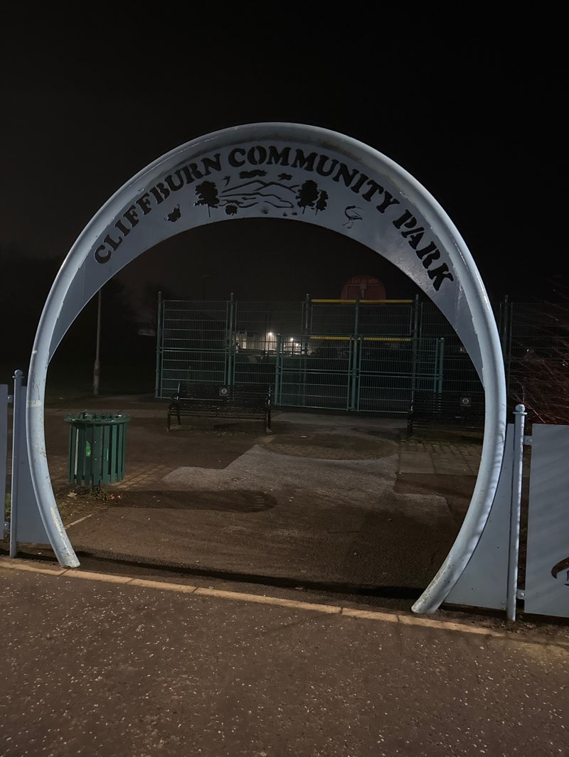 walking near me in Cliffburn Community Park in winter