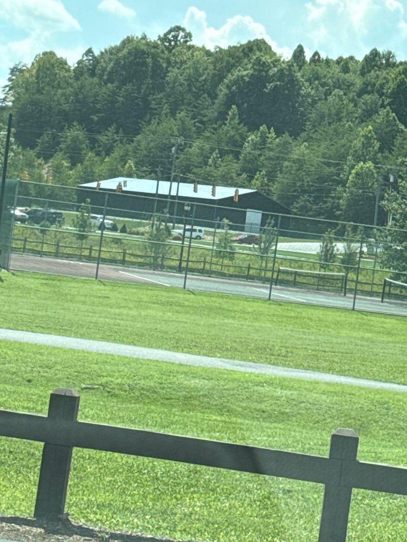 walking near me in Gamewell Park in summer